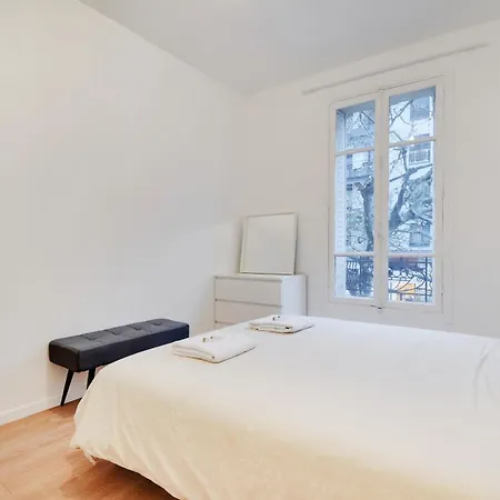 Spacious For 6 People Boulogne-Billancourt