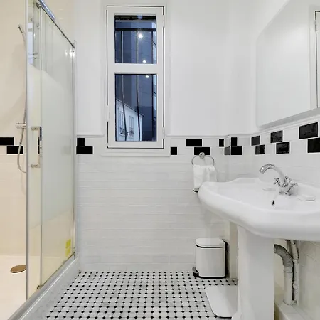Spacious For 6 People Appartement *