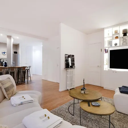 Spacious For 6 People
